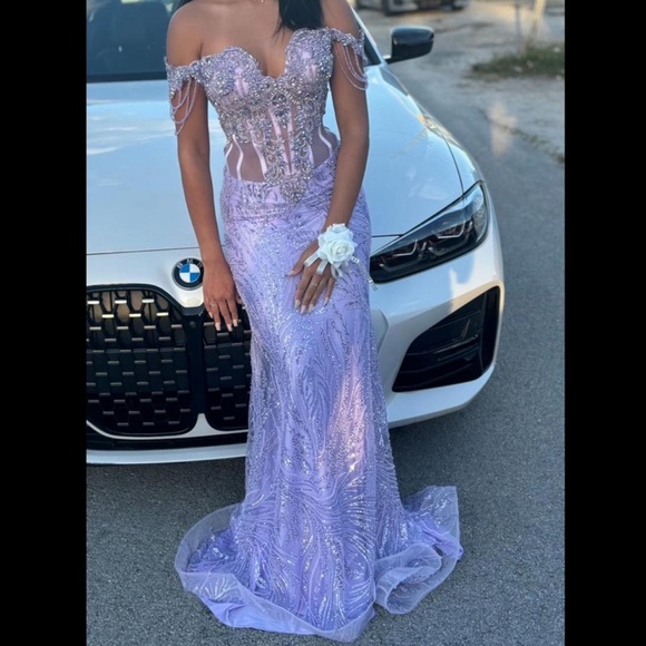 Lilac corset custom prom dress used once size XS/S.